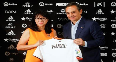 برانديلي يستقيل من تدريب فالنسيا